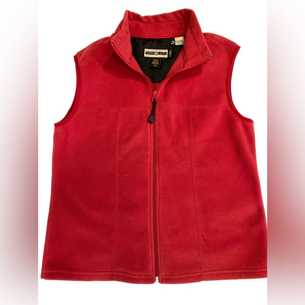 North End | Red Fleece Vest | Ladies M